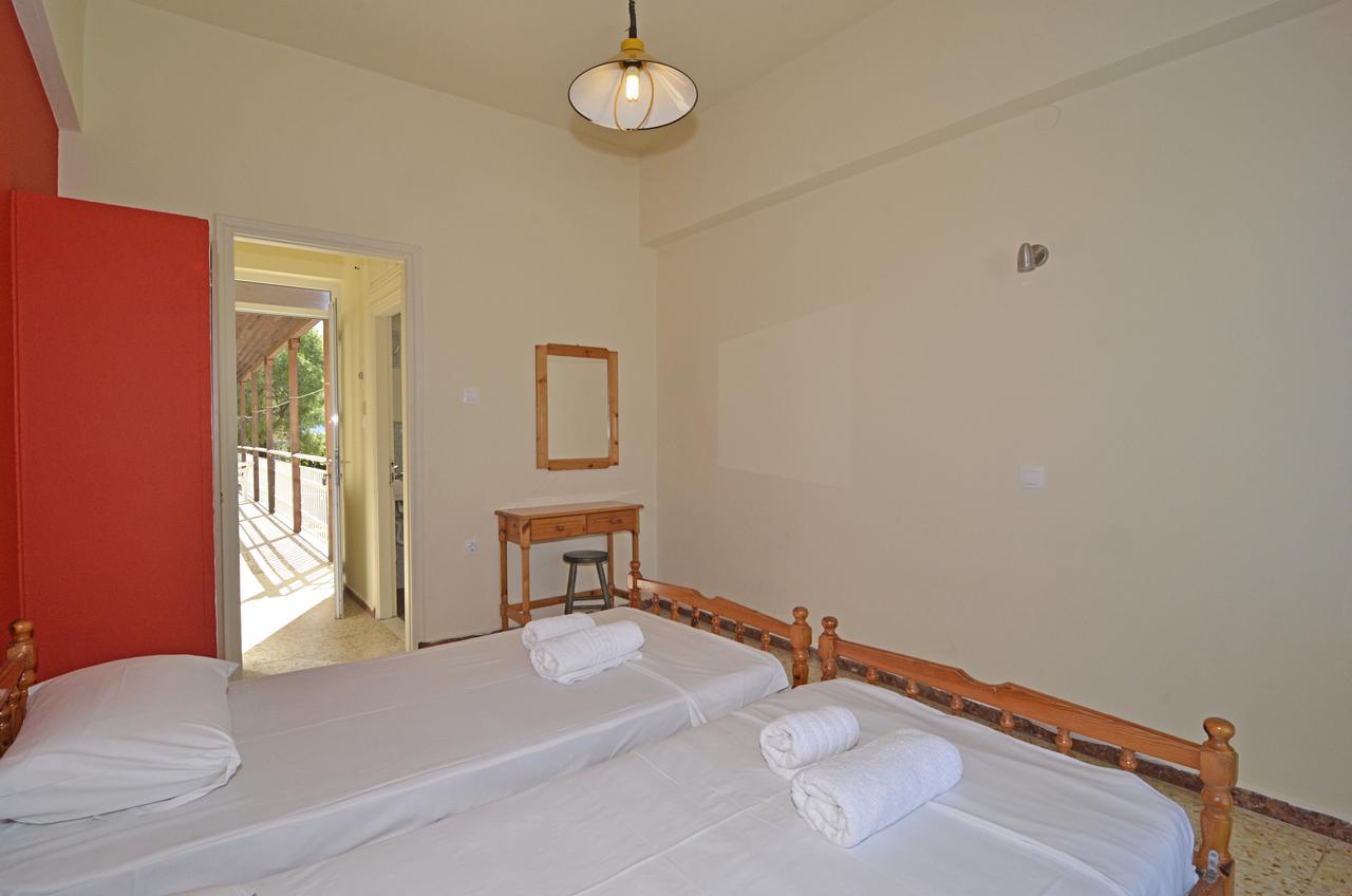Levante Taverna Aparthotel *